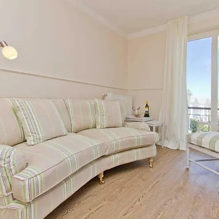 Amelia App 11 شقة